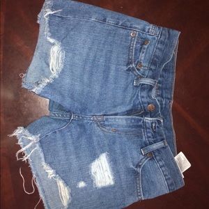 Levi’s shorts
